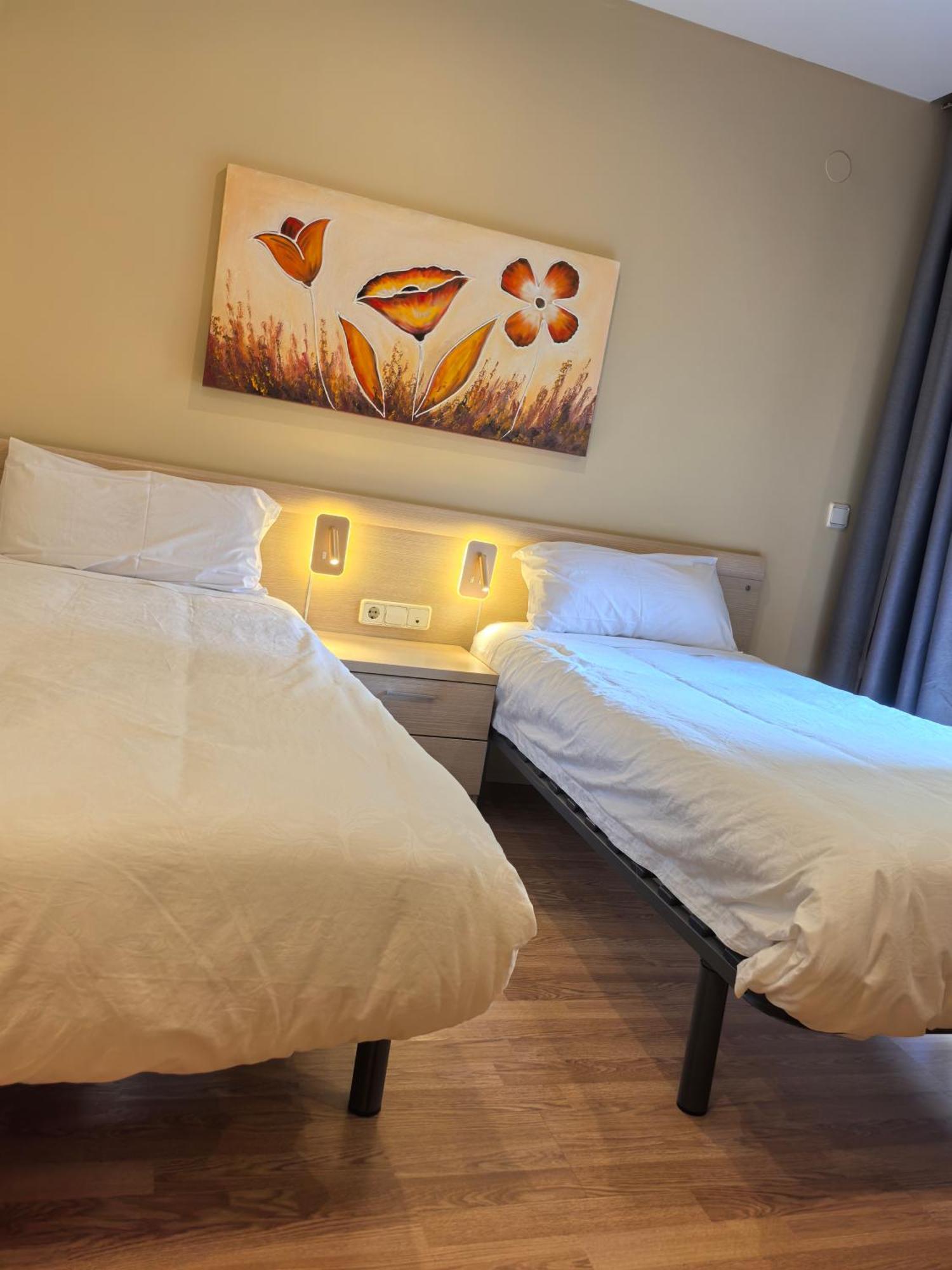 Hostal San Isidro Autol Esterno foto